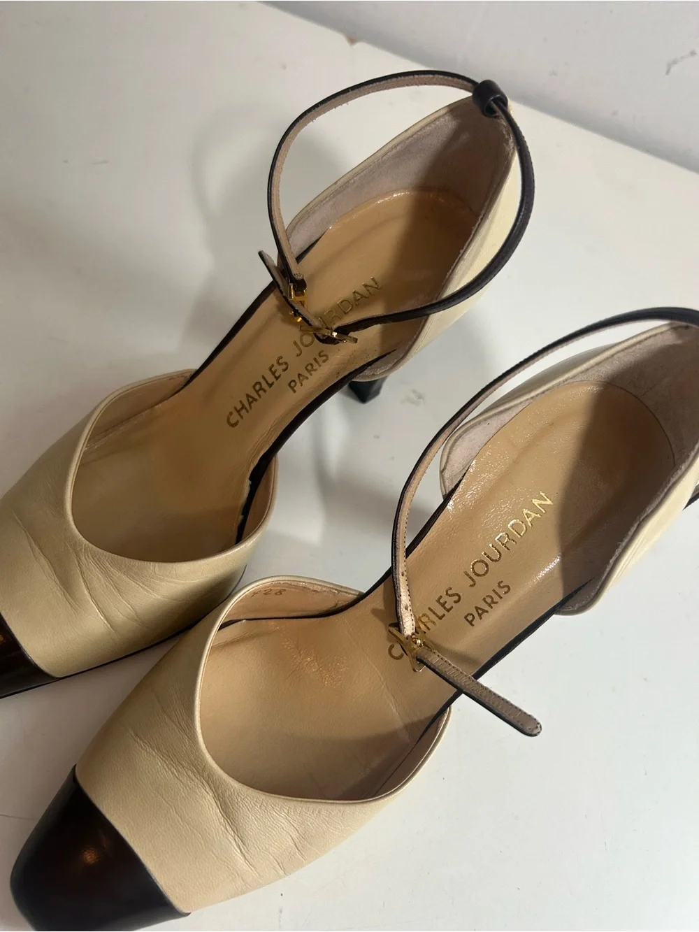 Charles Jourdan  Vintage Beige and Black Two-Tone D'Orsay Heels 6.5 Elegant